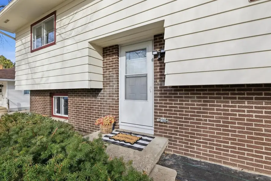 809 Bewick Drive, Madison, WI 53714 - #2