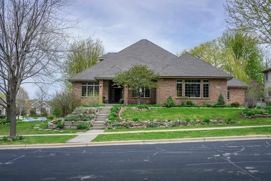 5774 Longwood Lane, Fitchburg, WI 53711 - #2