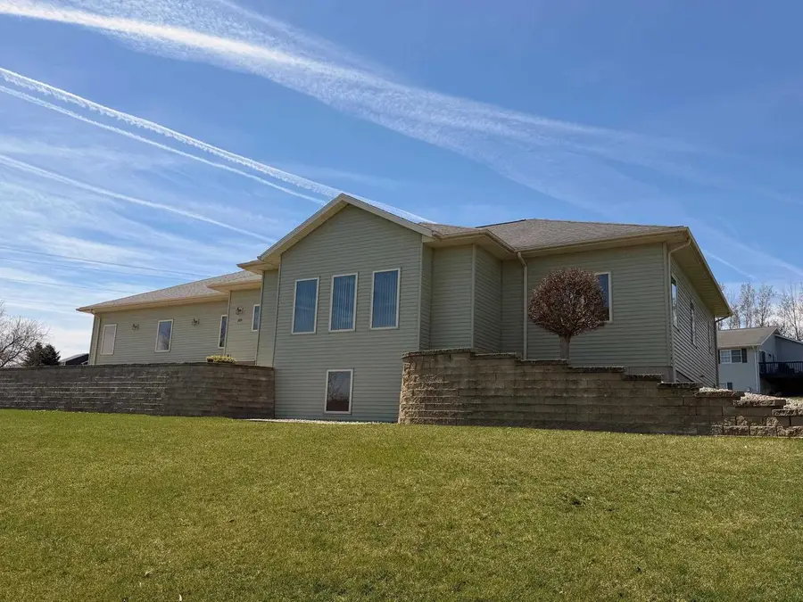 285 Creek Drive, Benton, WI 53803 - #2