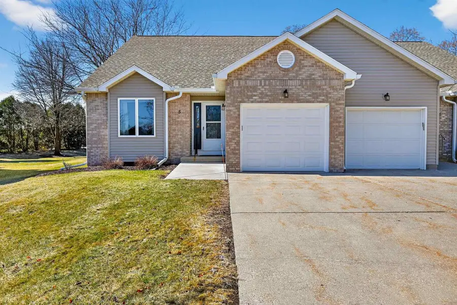 509 Westlawn Drive #5, Cottage Grove, WI 53527 - #2