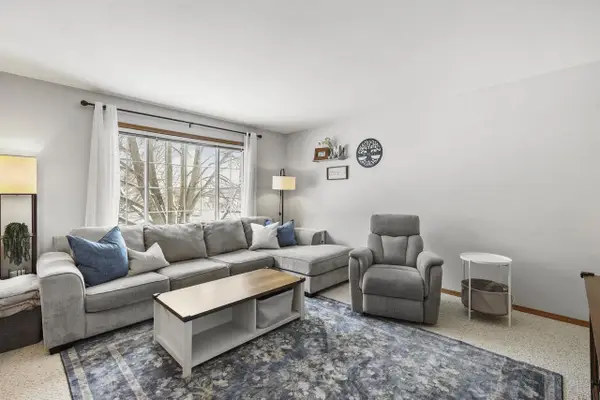 5121 Ridge Oak Drive, Madison, WI 53704