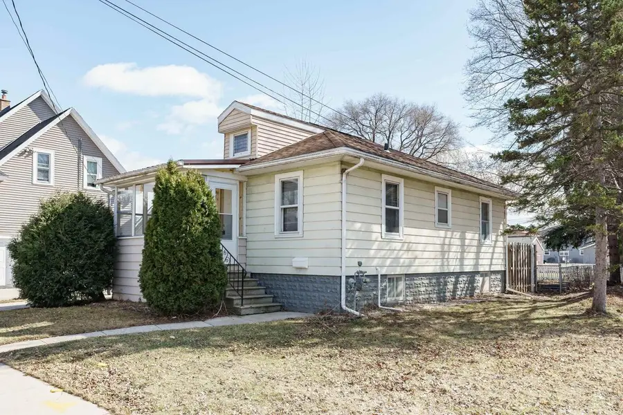 60 W COTTON Street, Fond Du Lac, WI 54935 - #2