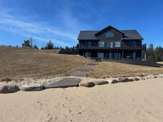W5698 Westwater Circle, New Lisbon, WI 53950 - #3