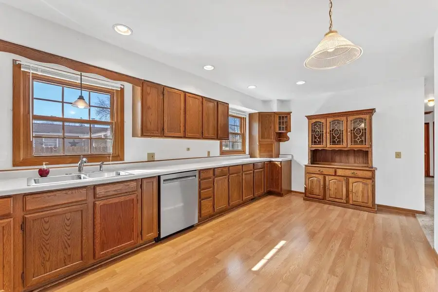 402 Modern Avenue, Reedsburg, WI 53959 - #3