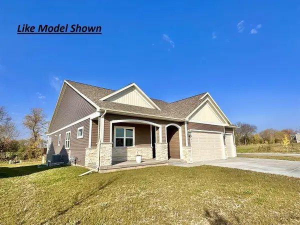 302 Michelle Lane #176, Cottage Grove, WI 53527