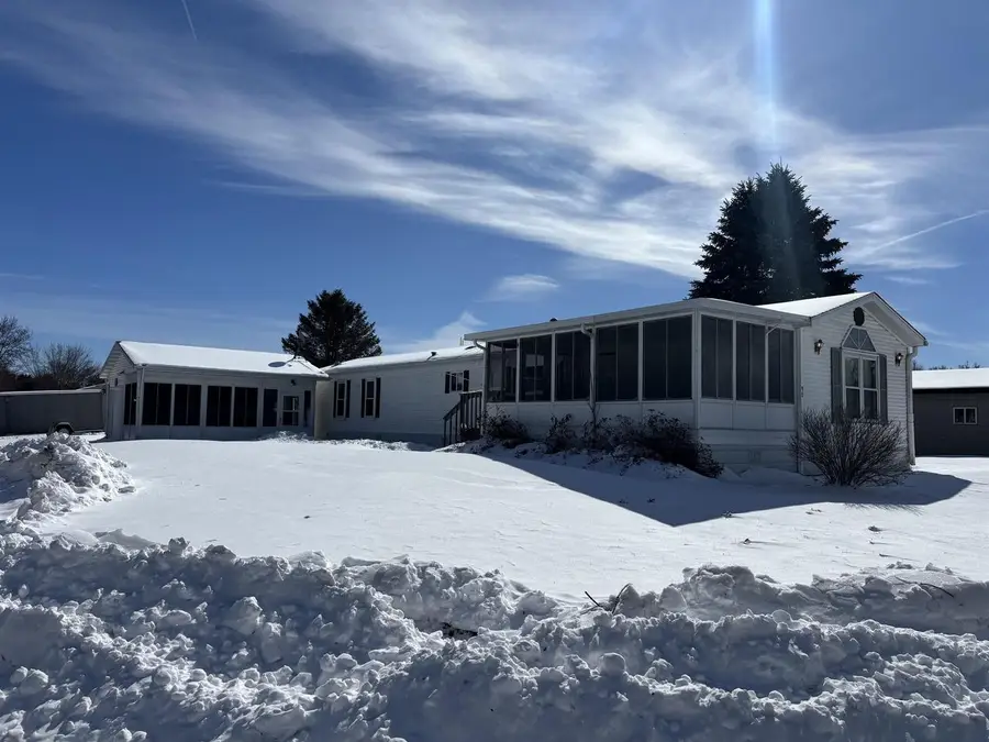 90 London Drive #90, Sparta, WI 54656 - #2