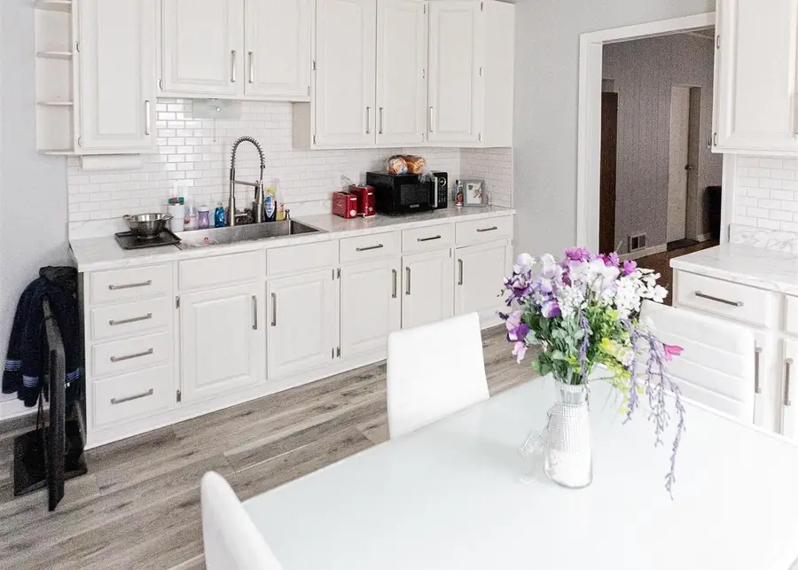 1701 Michigan Avenue, South Milwaukee, WI 53172 - #2