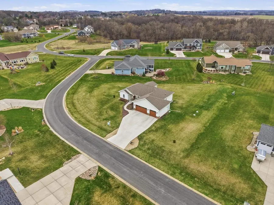 6480 Revere Pass, Deforest, WI 53532 - #2
