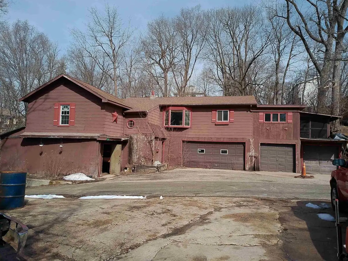 142 Beach Avenue, Edgerton, WI 53534 - #1