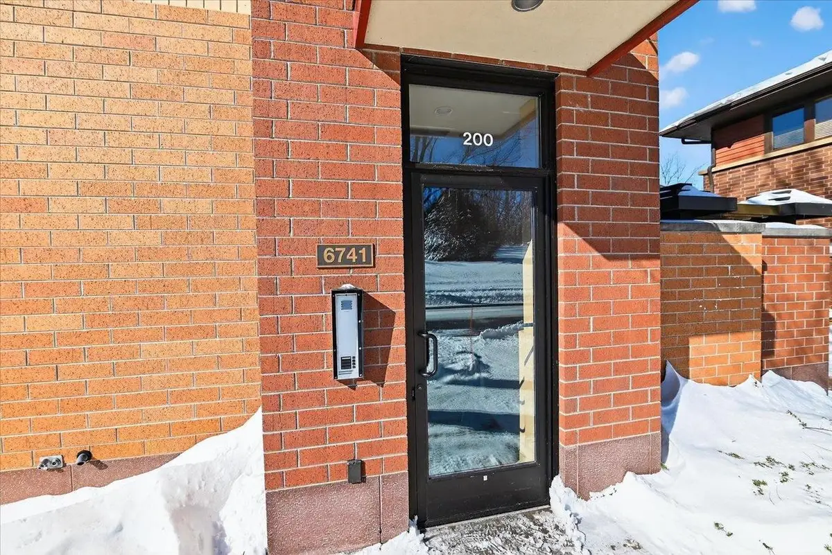 6741 Frank Lloyd Wright Avenue #200, Middleton, WI 53562 - #1