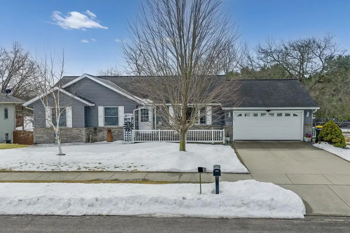 141 Thomas Road, Reedsburg, WI 53959 - #1