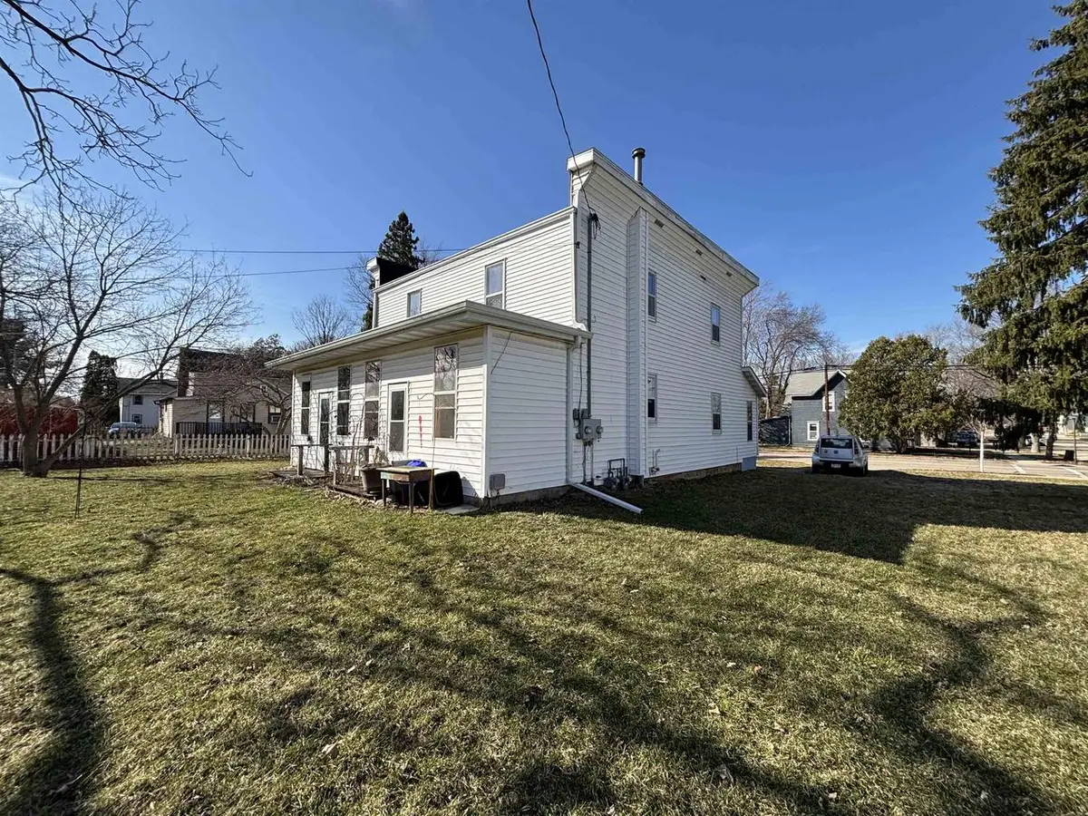 308-310 Madison Street, Spring Green, WI 53588 - #1