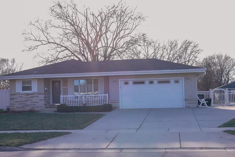 1155 Ontario Drive, Janesville, WI 53545 - #2