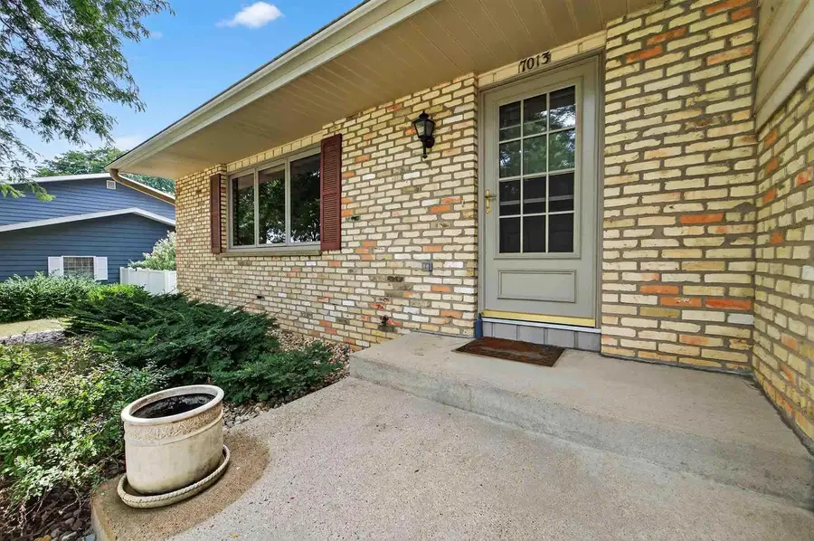 7013 Cardinal Drive, Middleton, WI 53562 - #2