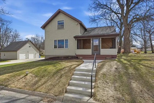 204 Hotel Street, Brooklyn, WI 53521