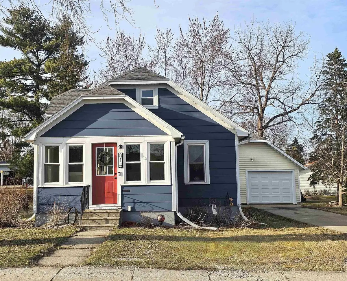814 Wilcox Street, Waupun, WI 53963 - #1
