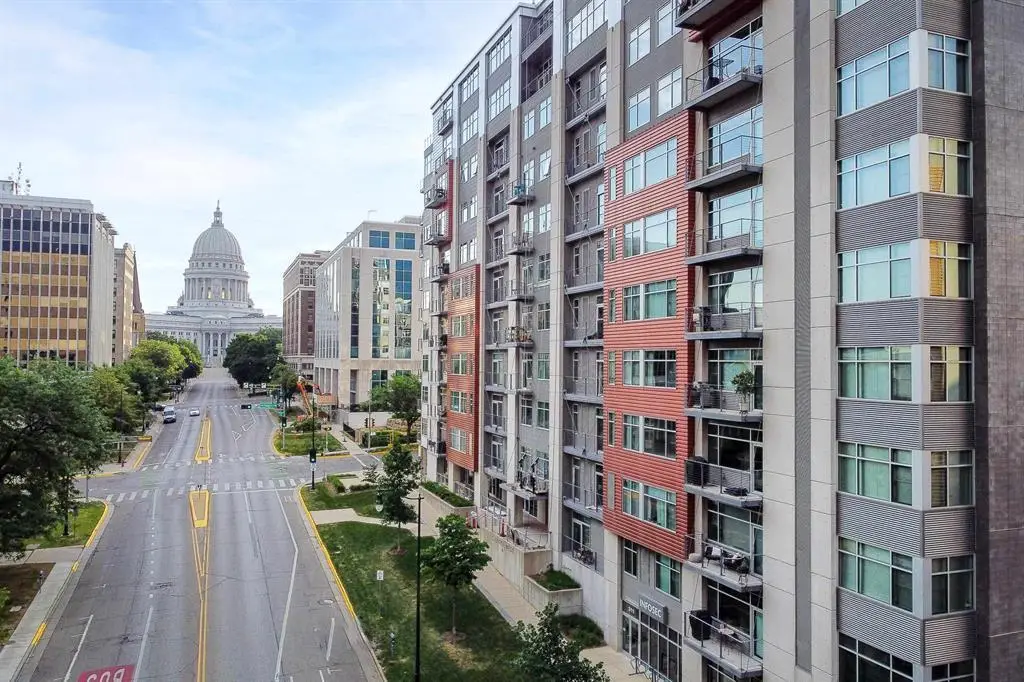 309 W Washington Avenue #512, Madison, WI 53703 - #1