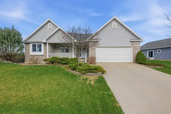 1609 Oakridge Way, Stoughton, WI 53589