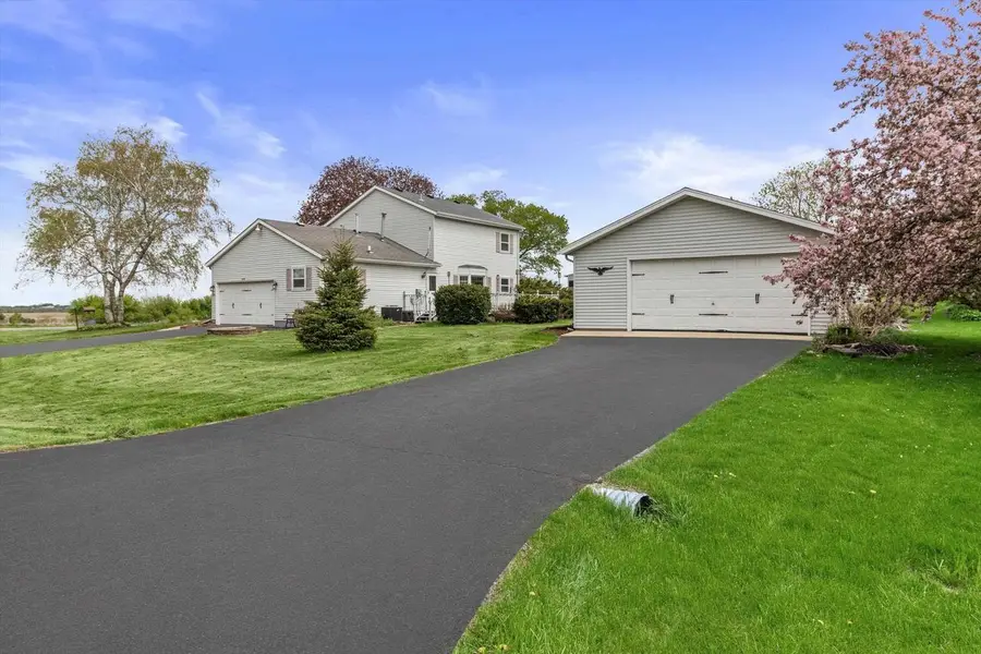 6066 Blaska Drive, Sun Prairie, WI 53590 - #2