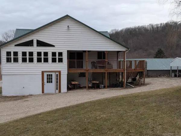 53998 Rhein Hollow Road, Wauzeka, WI 53826