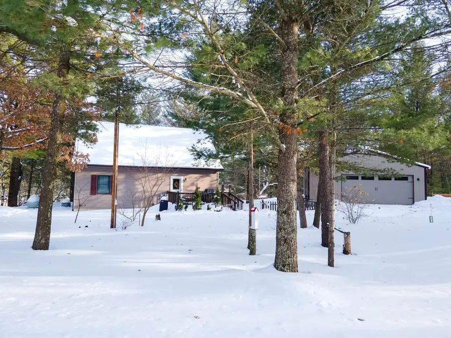 1094 10th Avenue, Hancock, WI 54943 - #2