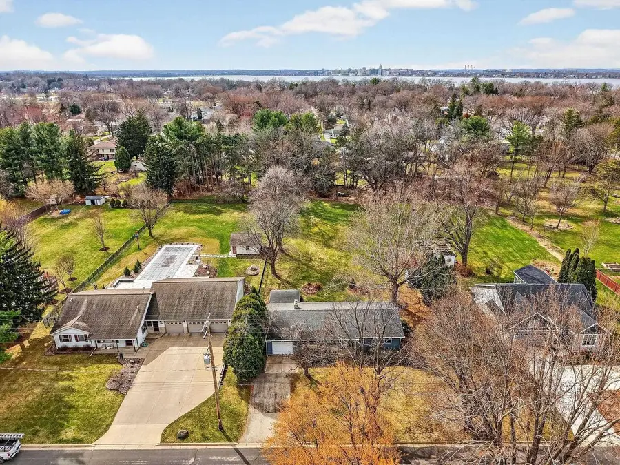 4805 Midmoor Road, Monona, WI 53716 - #2