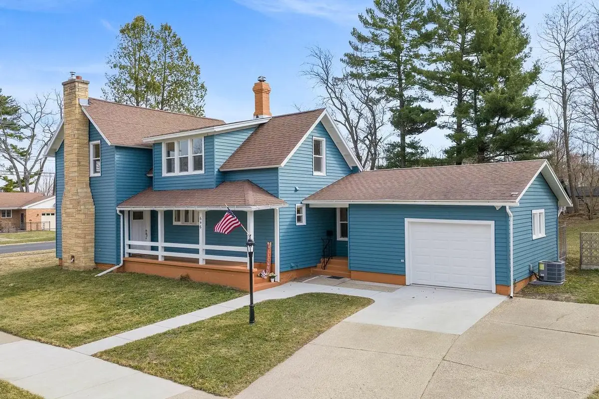 646 N Walnut Street, Reedsburg, WI 53959 - #1