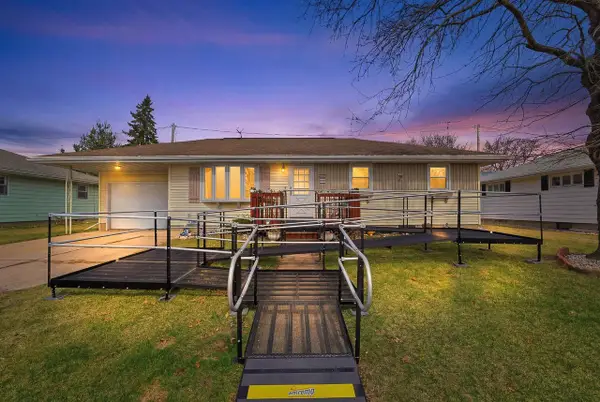 522 W Lincoln Street, Waupun, WI 53963