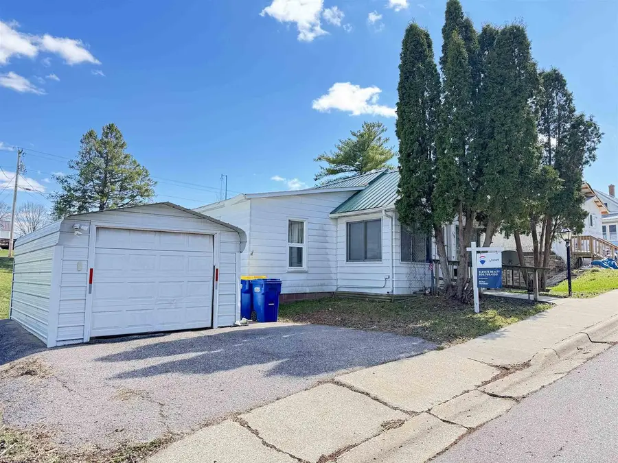 926 Pine Avenue, Hillsboro, WI 54634 - #2