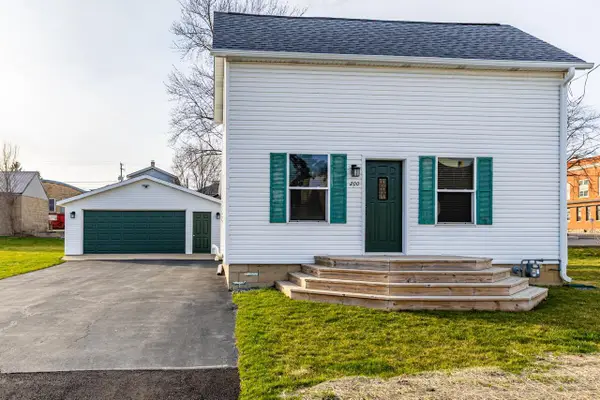 200 Garfield Avenue, Reeseville, WI 53579