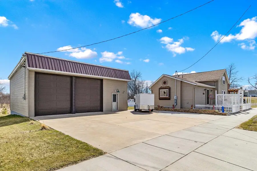 1716 Kilbourn Avenue, Tomah, WI 54660 - #3
