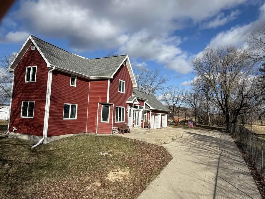 108 Main Street, Fairwater, WI 53931 - #2