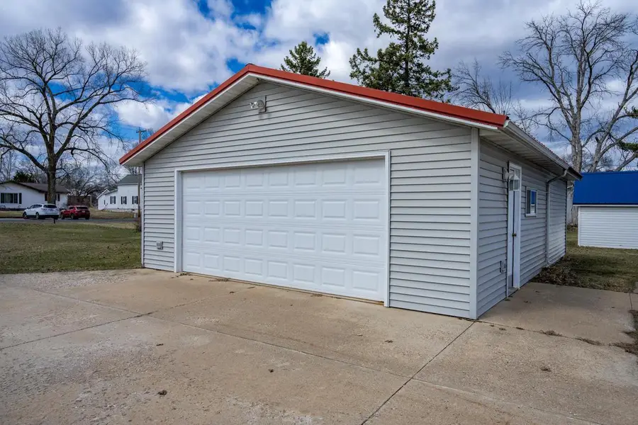 607 Main Street, Necedah, WI 54646 - #3