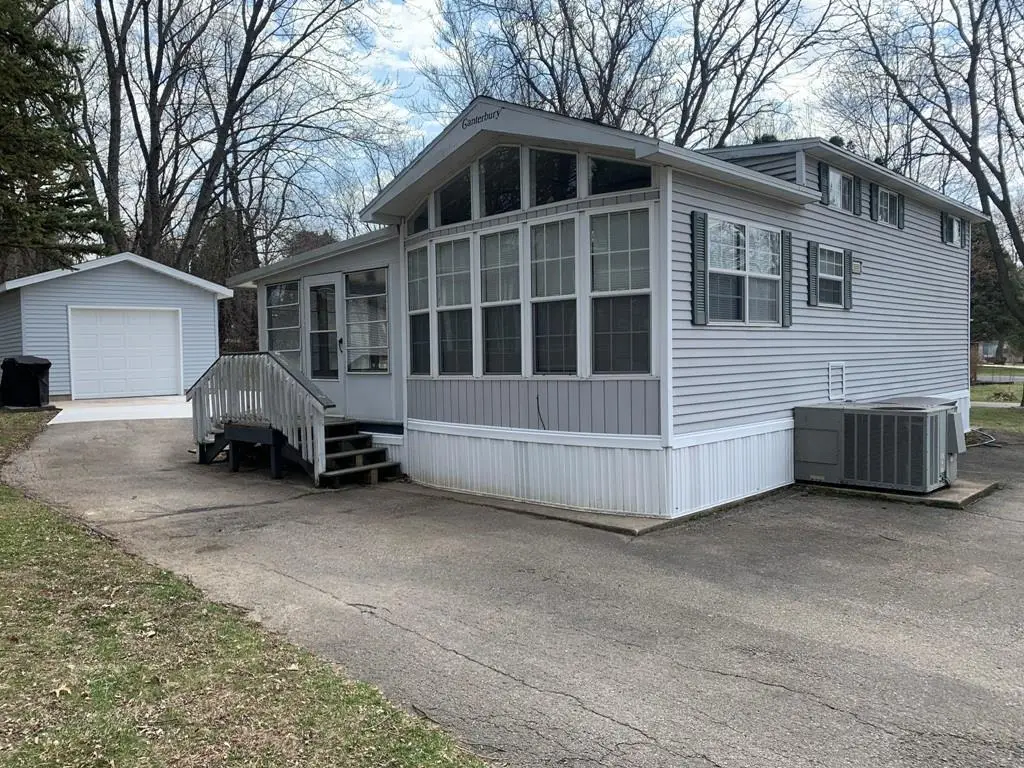 352 Skyline Drive, Edgerton, WI 53534 - #1