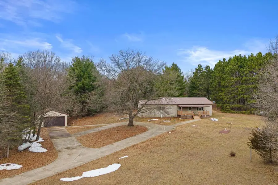 W7630 Dakota Circle, Westfield, WI 53964 - #2