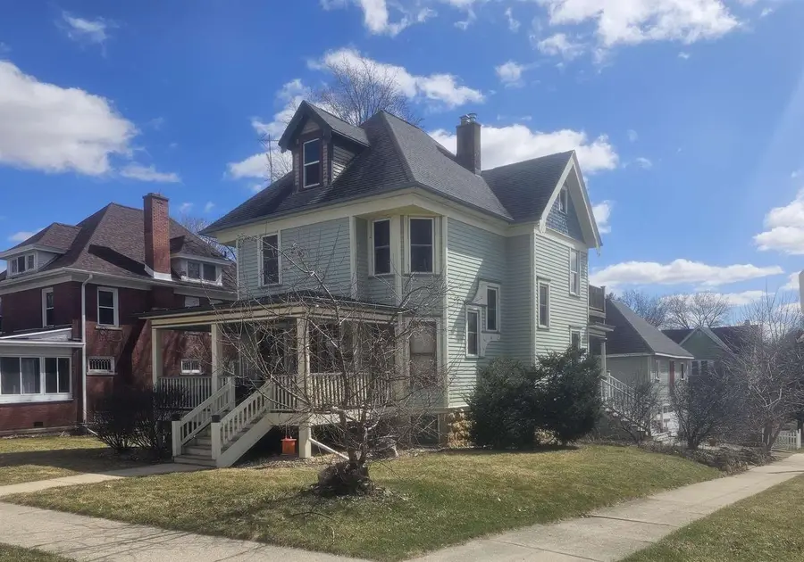 2102 11th Street, Monroe, WI 53566 - #3