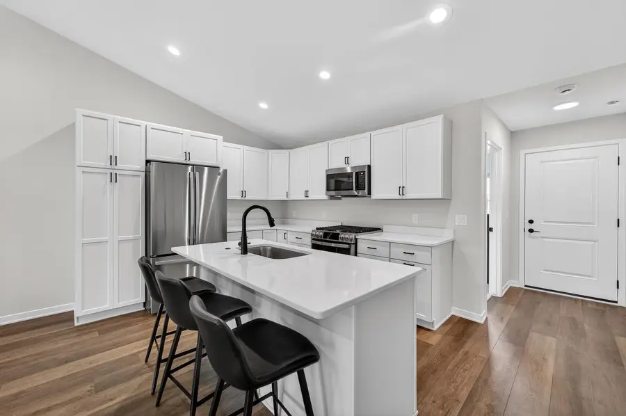 340 Lilac Lane, Stoughton, WI 53589 - #3