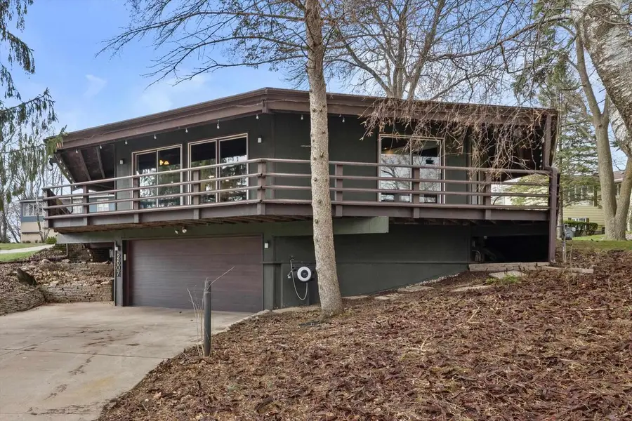 2607 Crestview Court, Monroe, WI 53566 - #2