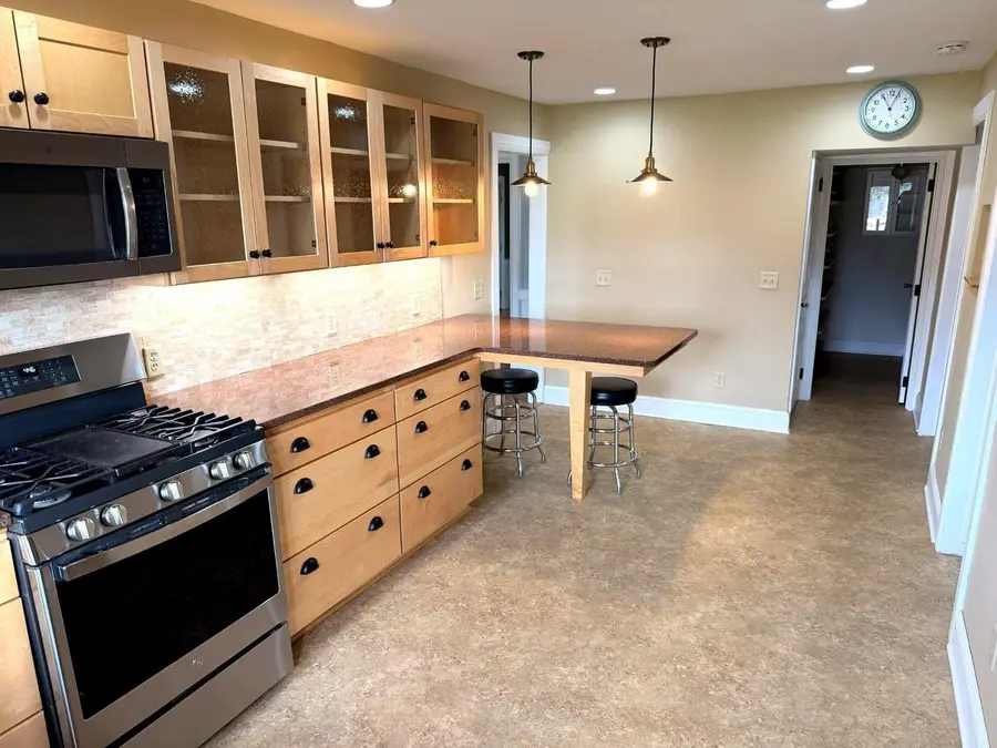 538 Windmill Road, Brooklyn, WI 53521 - #2