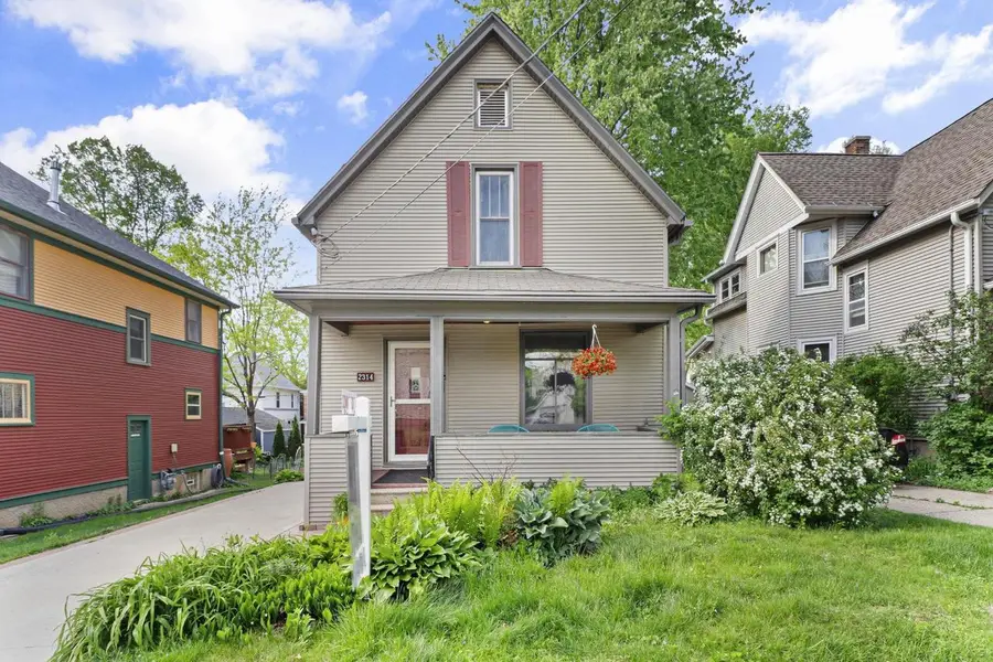 2314 Center Avenue, Madison, WI 53704 - #2