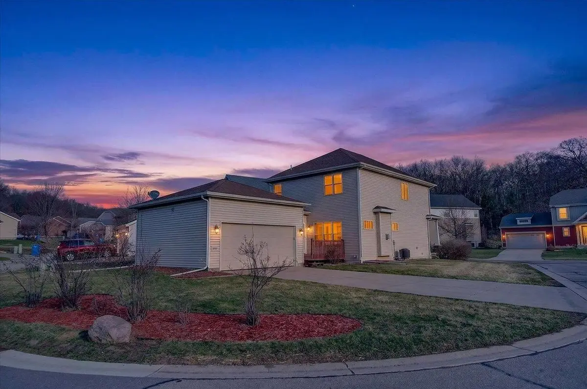 8903 White Coral Way, Middleton, WI 53562 - #1