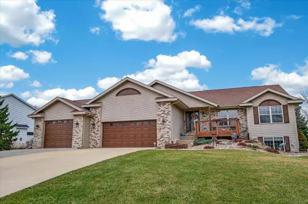 3215 Conservancy Estates Lane, Sun Prairie, WI 53590