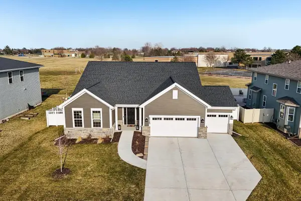 2725 Wayfair Street, Fitchburg, WI 53719