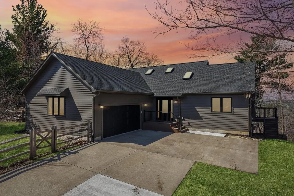 54 Lookout Ridge, Wisconsin Dells, WI 53965 - #1