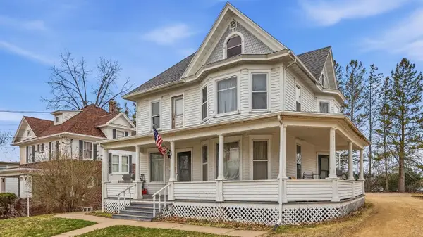 330 S Hickory Street, Platteville, WI 53818