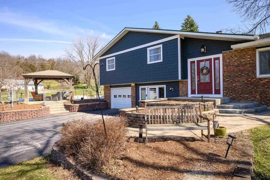 W11057 Thistledown Drive, Lodi, WI 53555 - #2