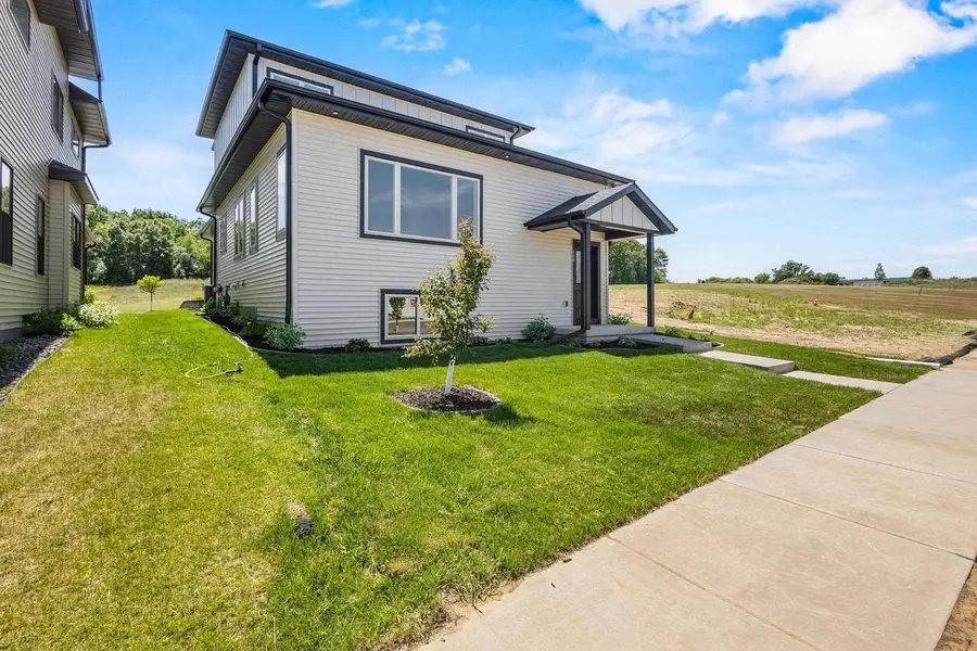 448 Gunderson Drive, Portage, WI 53901 - #3