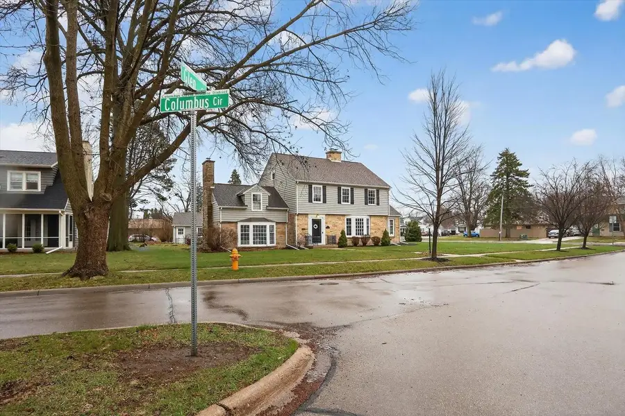 1219 Columbus Circle, Janesville, WI 53545 - #2