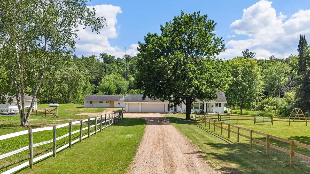1135 County Road K, Wisconsin Dells, WI 53965 - #1