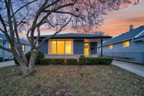 3160 S 95th Street, Milwaukee, WI 53227